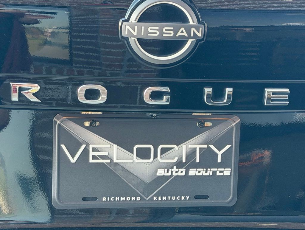 2023 Nissan Rogue Image 10