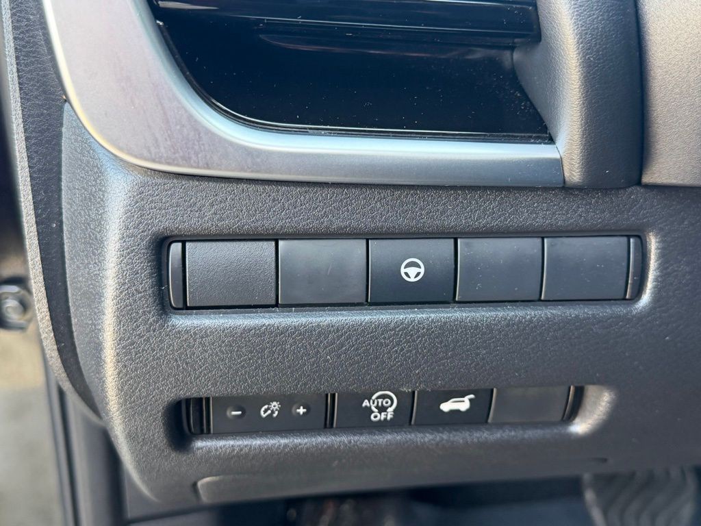 2023 Nissan Rogue Image 14