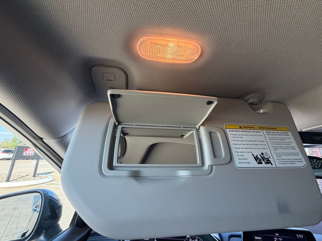 2023 Nissan Rogue Image 21