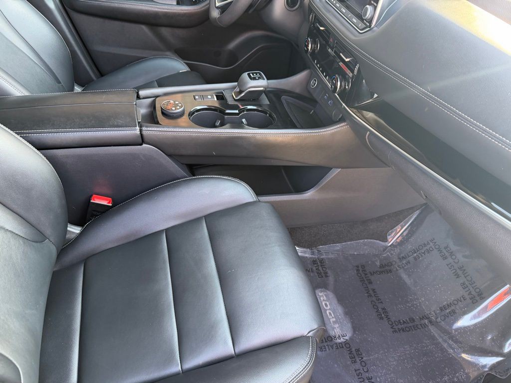 2023 Nissan Rogue Image 64