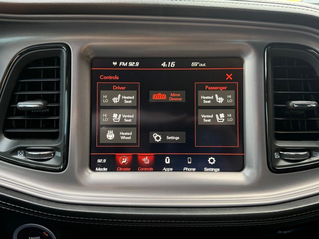 2023 Dodge Challenger Image 35