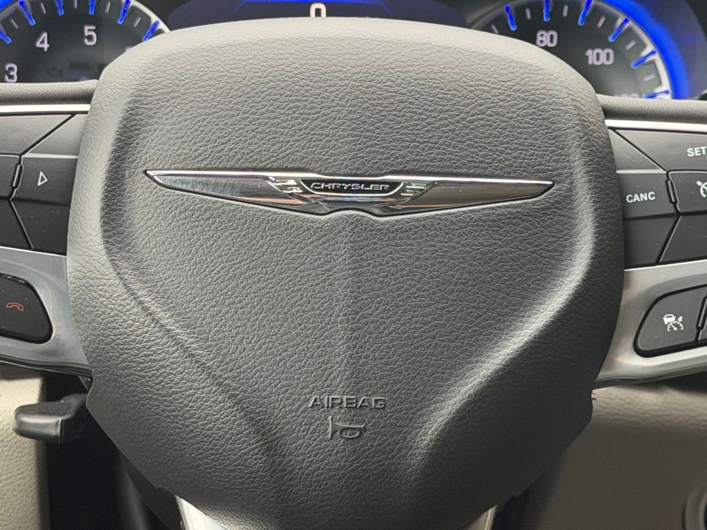 2023 Chrysler Pacifica Image 20