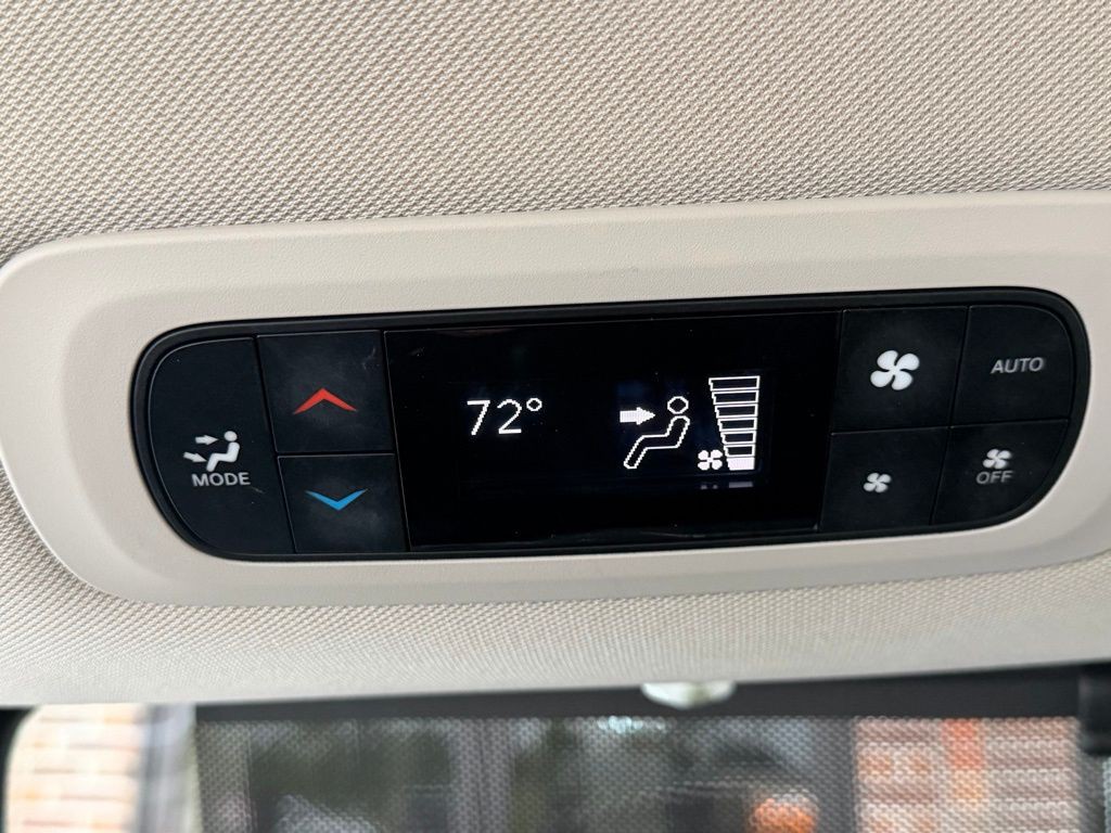 2023 Chrysler Pacifica Image 51