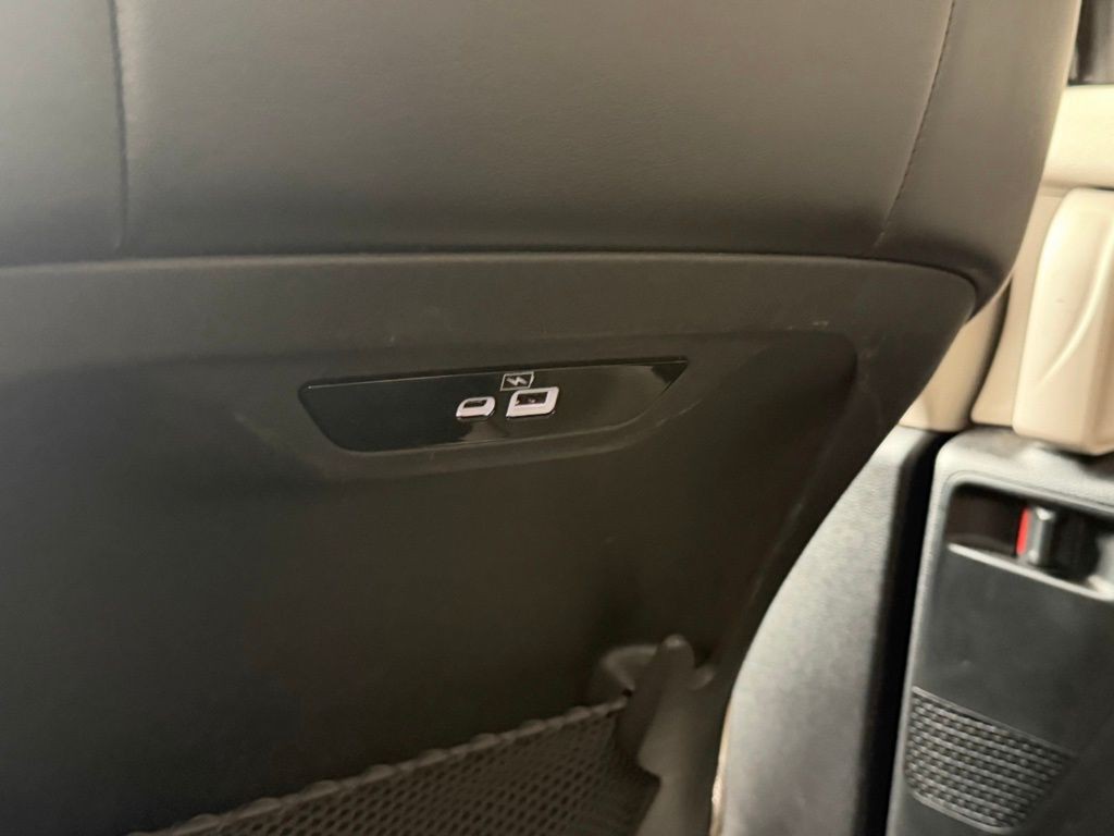 2023 Chrysler Pacifica Image 52