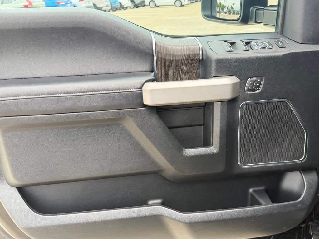 2021 Ford F-350 Image 18