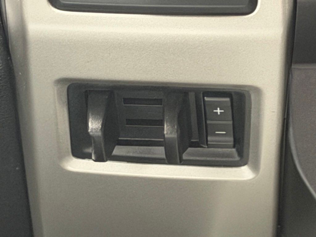2021 Ford F-350 Image 35