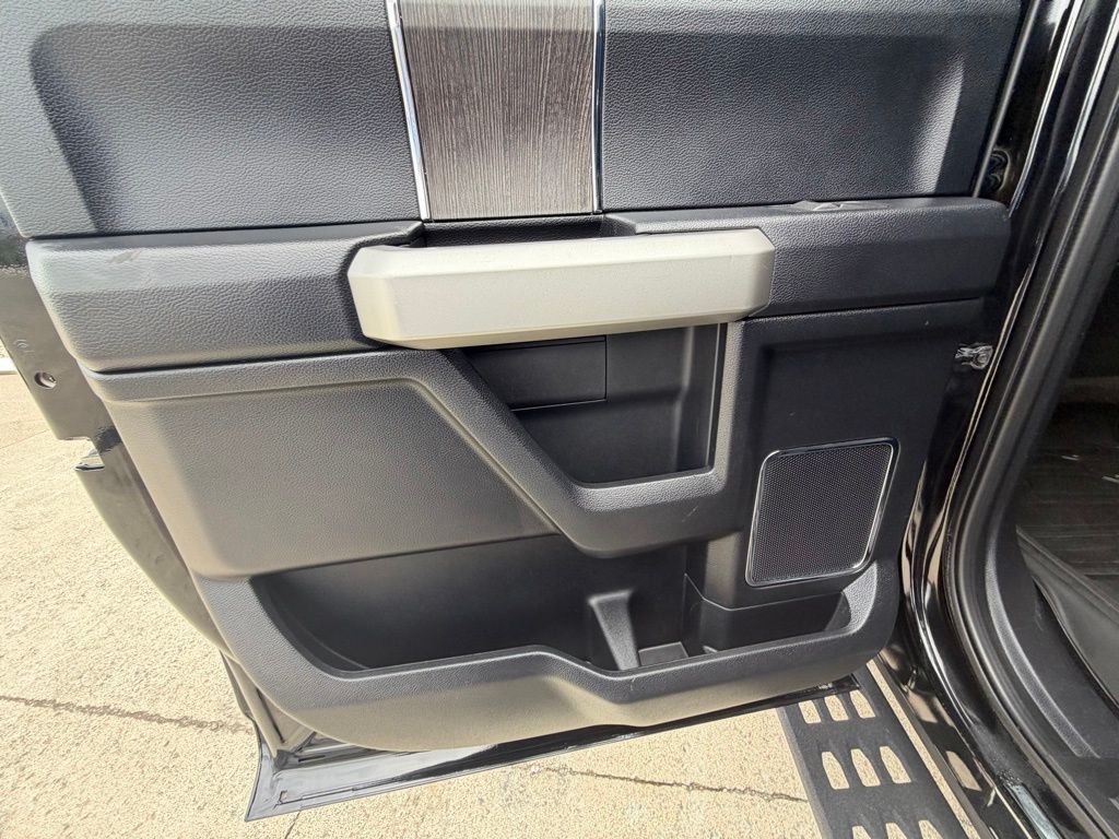 2021 Ford F-350 Image 60