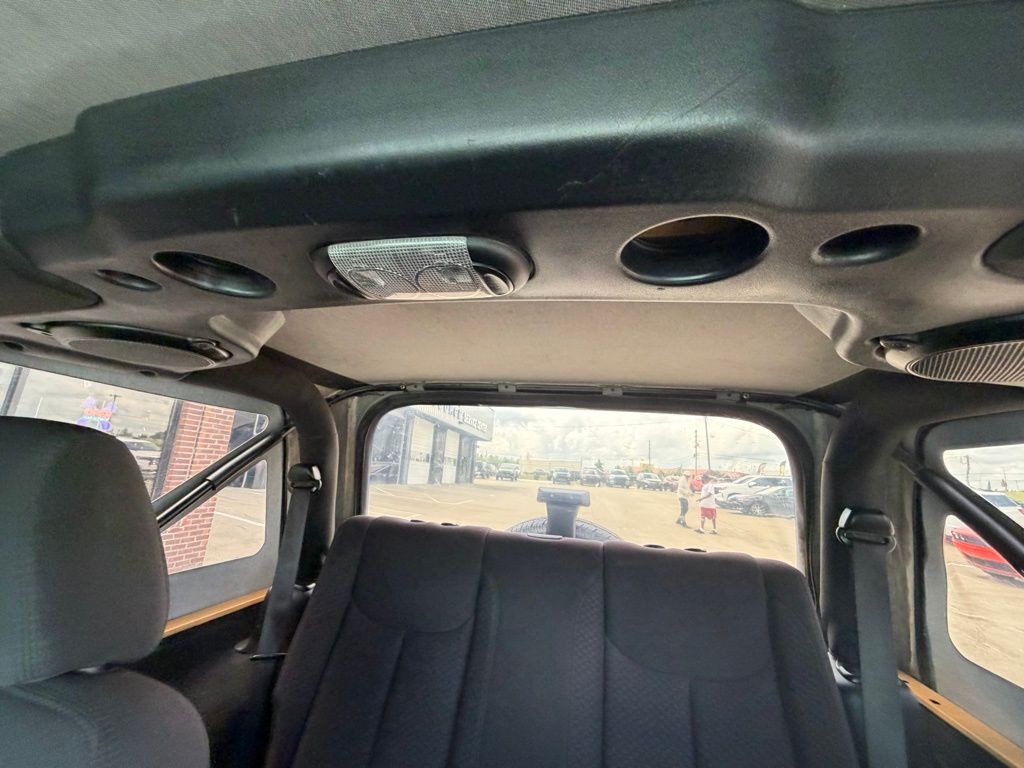 2013 Jeep Wrangler Image 32