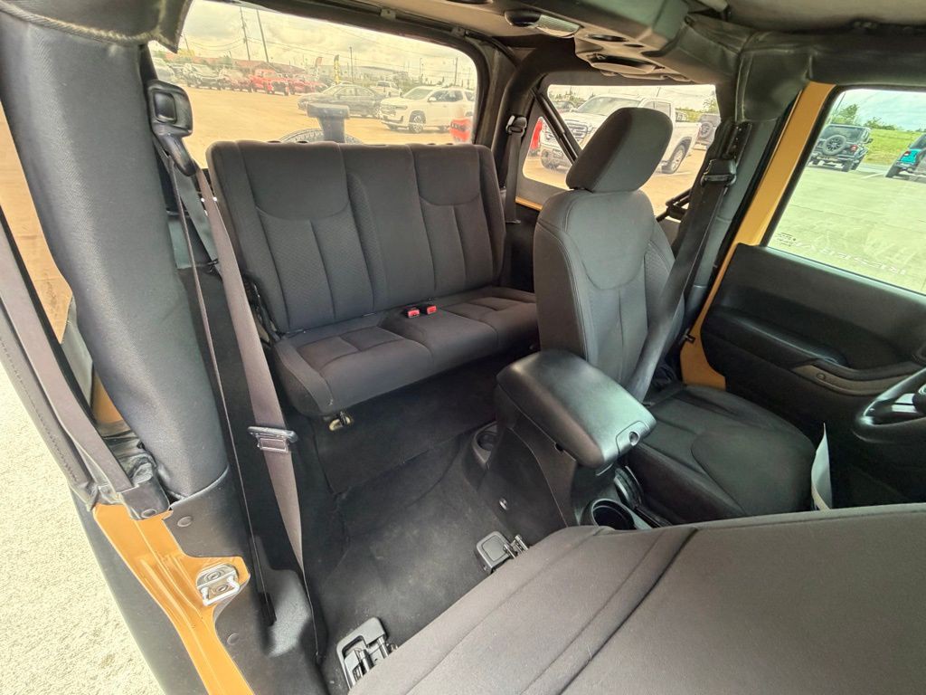 2013 Jeep Wrangler Image 45