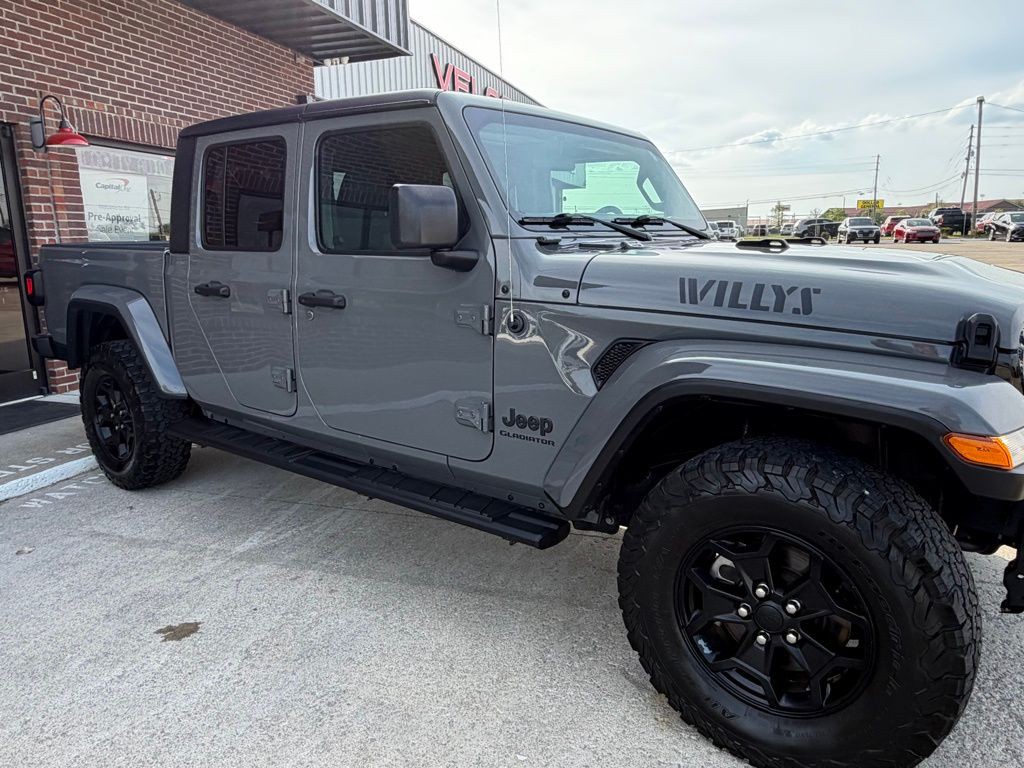 2021 Jeep Gladiator Image 3
