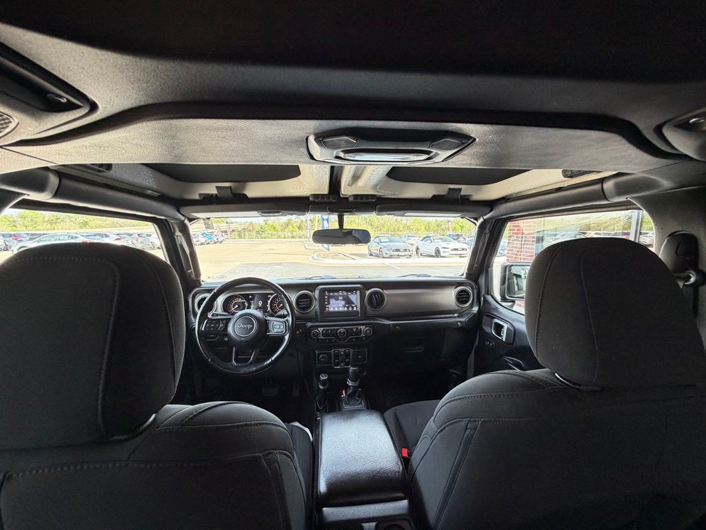 2021 Jeep Gladiator Image 25