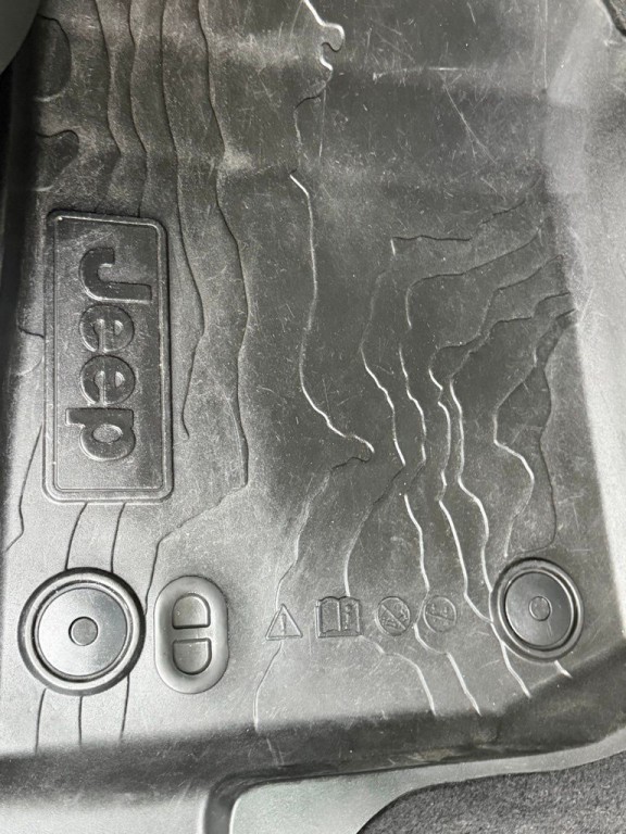 2021 Jeep Gladiator Image 26