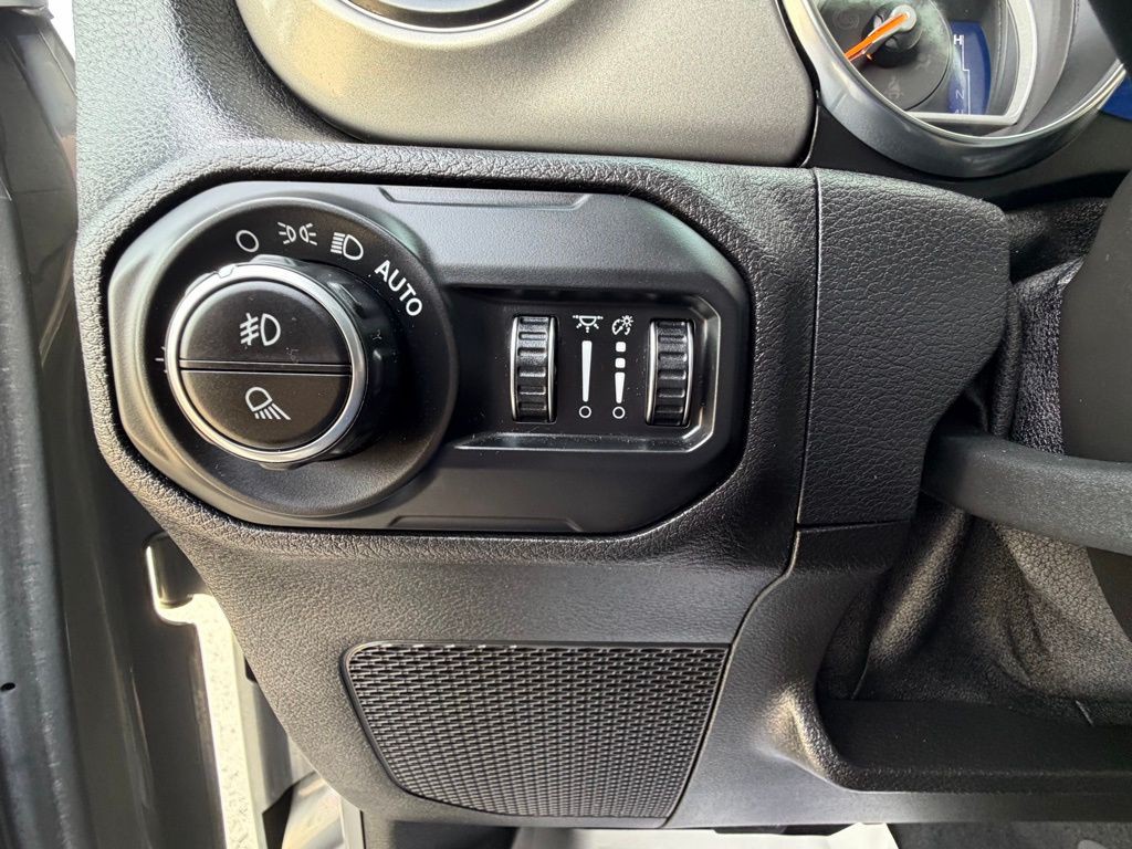 2021 Jeep Gladiator Image 27