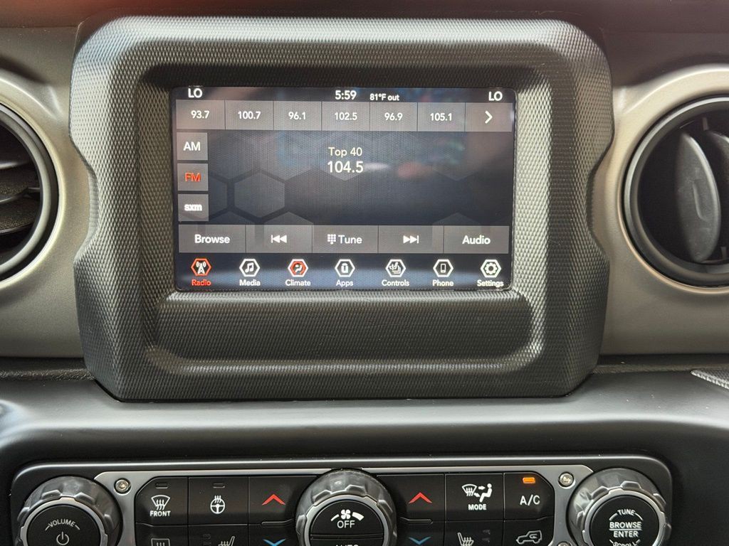 2021 Jeep Gladiator Image 31