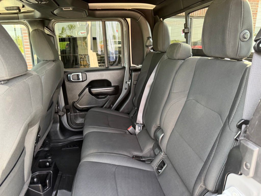 2021 Jeep Gladiator Image 46