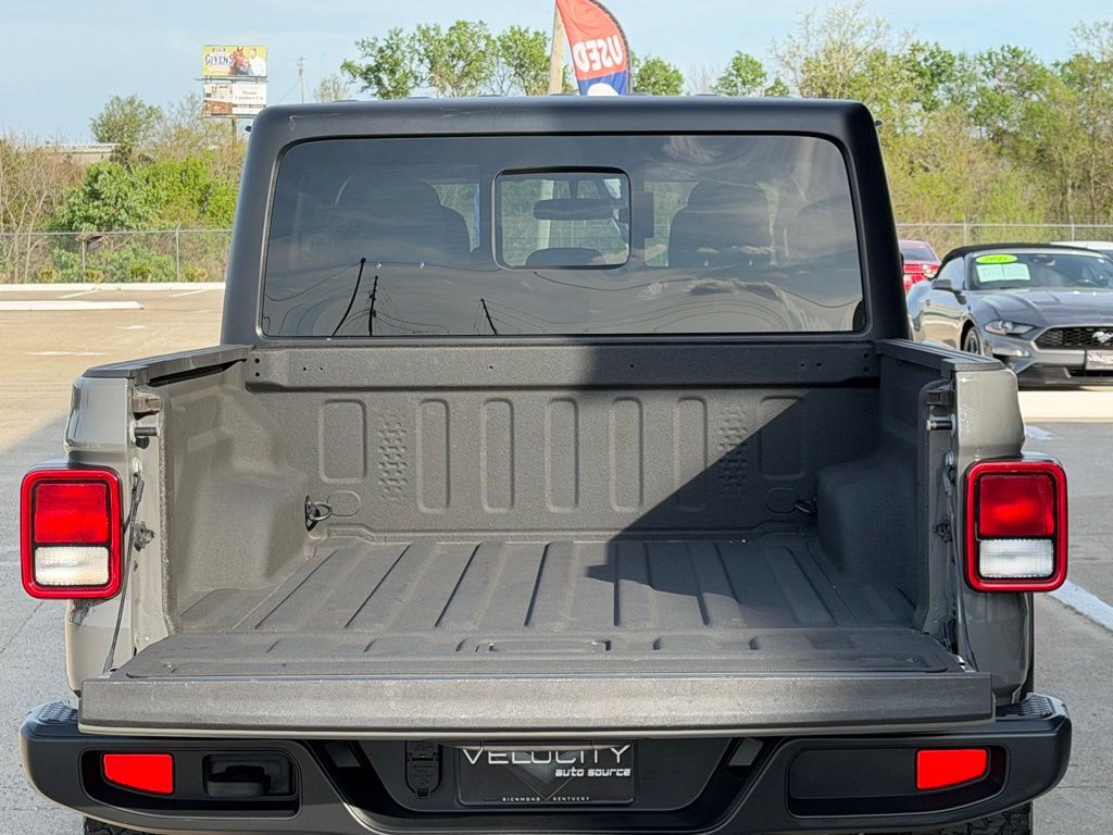 2021 Jeep Gladiator Image 51