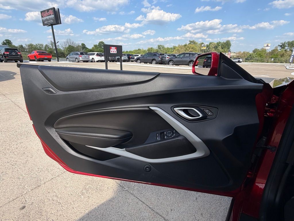 2024 Chevrolet Camaro Image 22