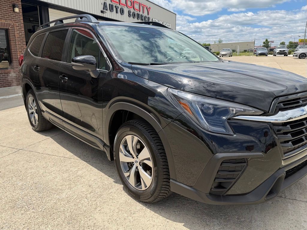 2023 Subaru Ascent Image 3