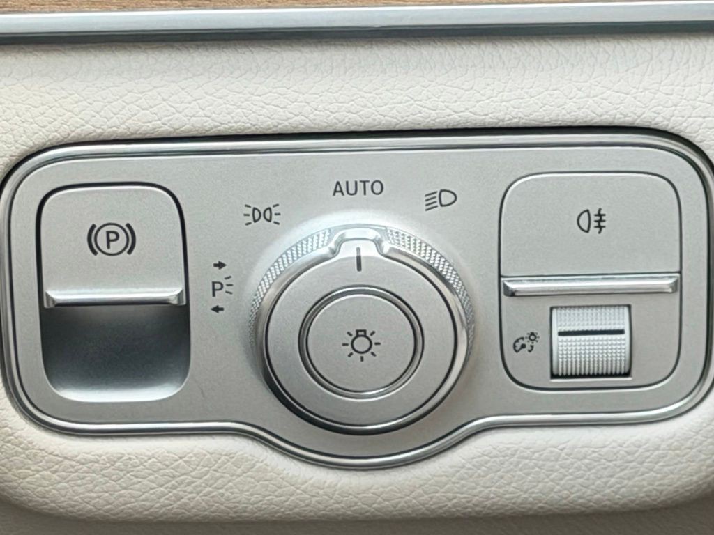 2022 Mercedes-Benz GLE-Class Image 21
