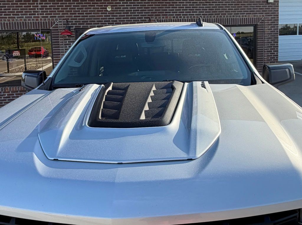 2021 Chevrolet Silverado 1500 Image 5
