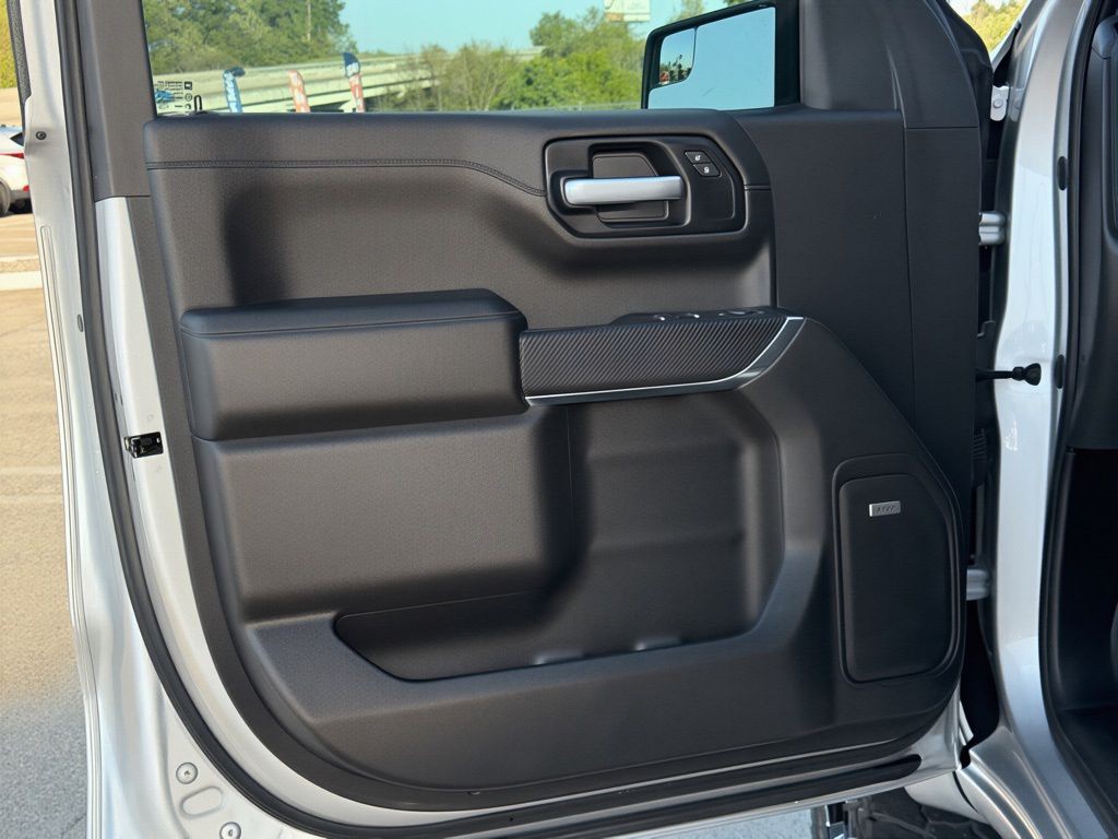 2021 Chevrolet Silverado 1500 Image 12
