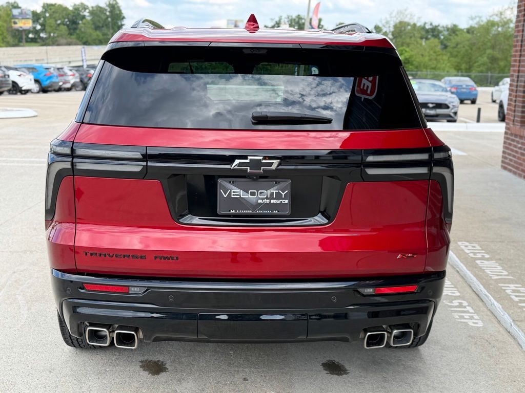 2024 Chevrolet Traverse Image 4