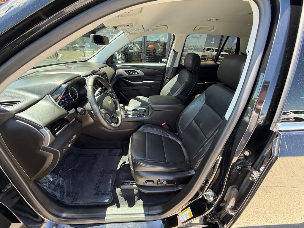 2021 Chevrolet Traverse Image 14