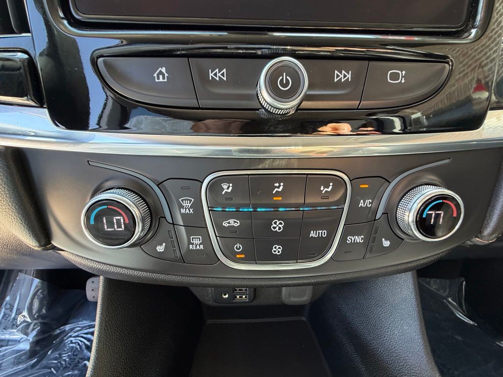 2021 Chevrolet Traverse Image 33
