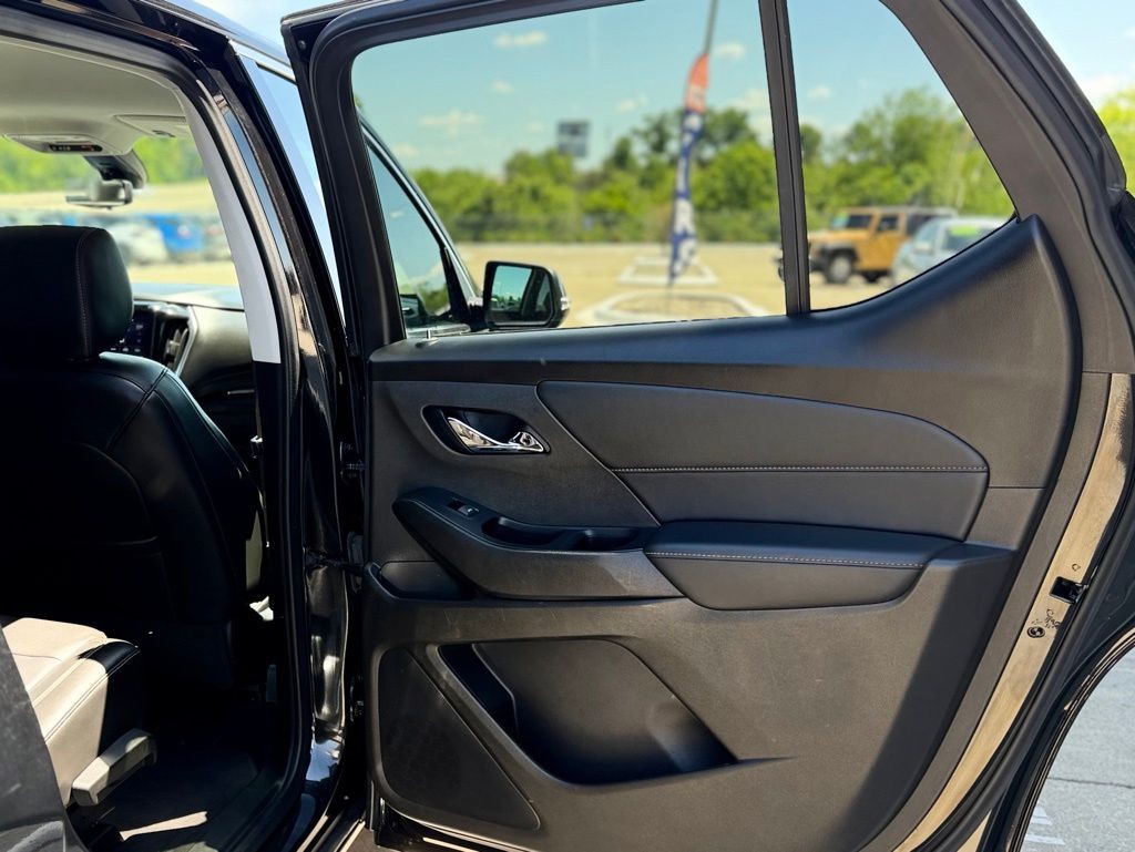 2021 Chevrolet Traverse Image 70