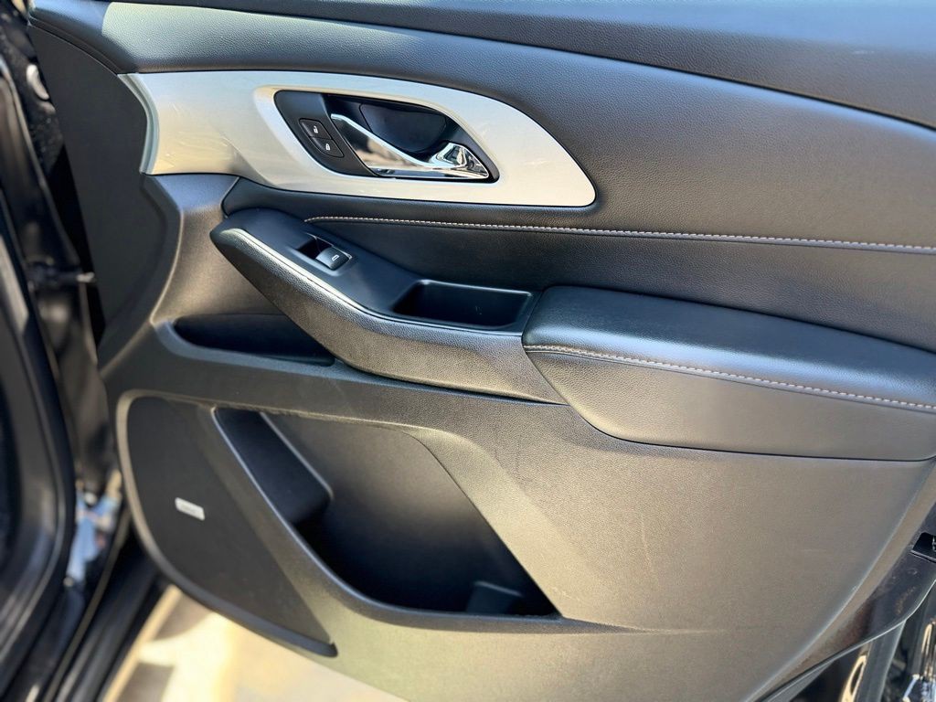 2021 Chevrolet Traverse Image 76