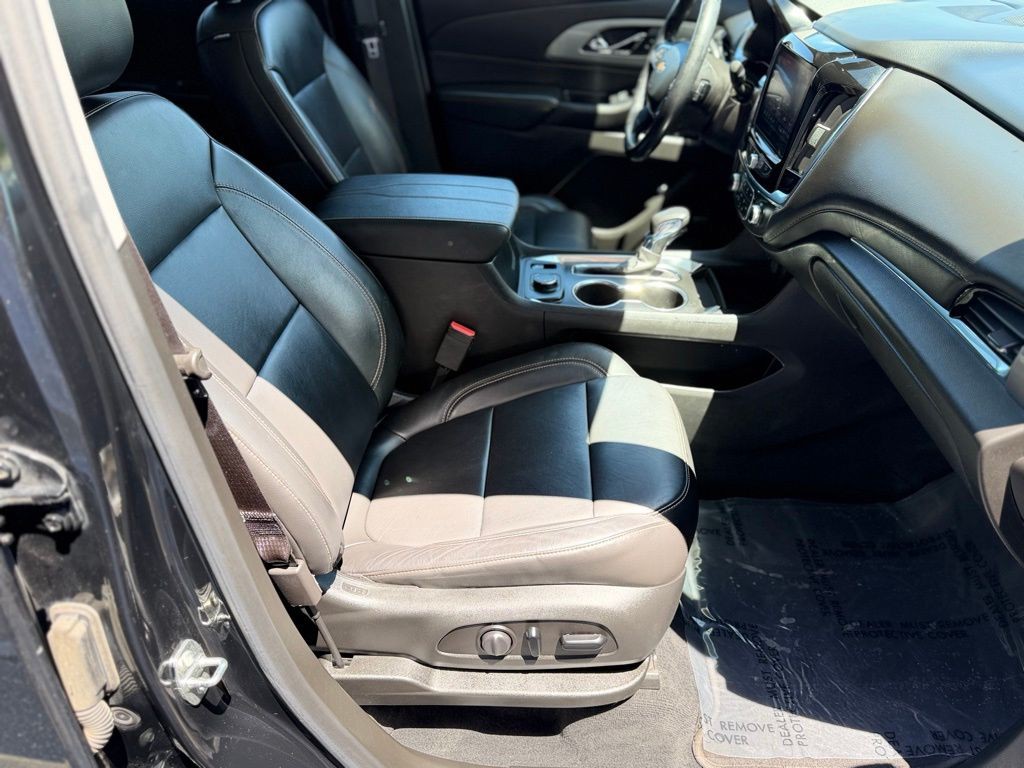 2021 Chevrolet Traverse Image 77