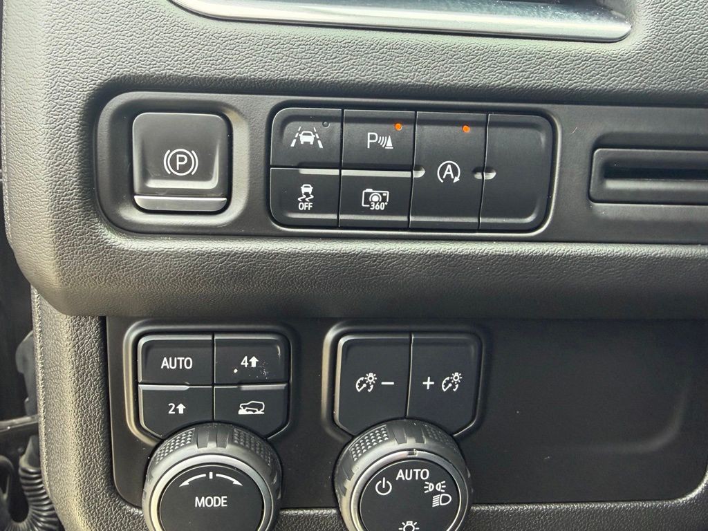 2023 Chevrolet Tahoe Image 16