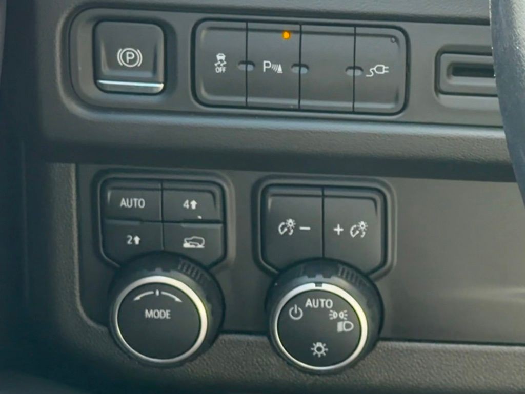 2021 Chevrolet Tahoe Image 17