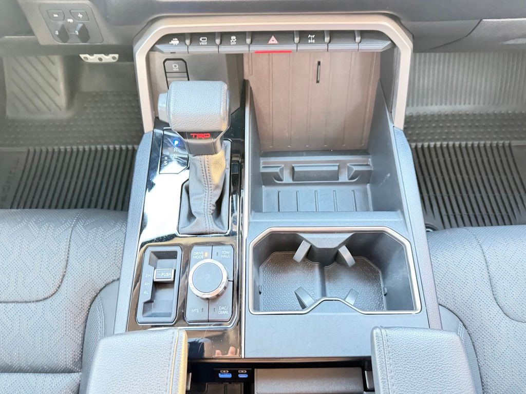 2024 Toyota Tundra Image 32