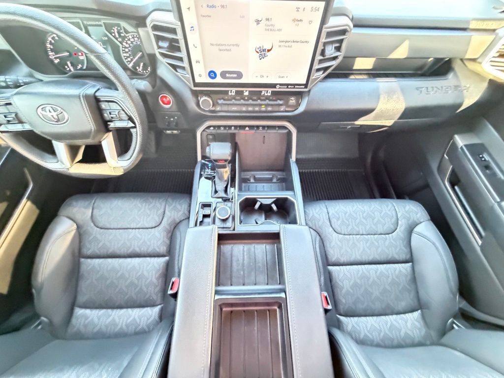 2024 Toyota Tundra Image 33
