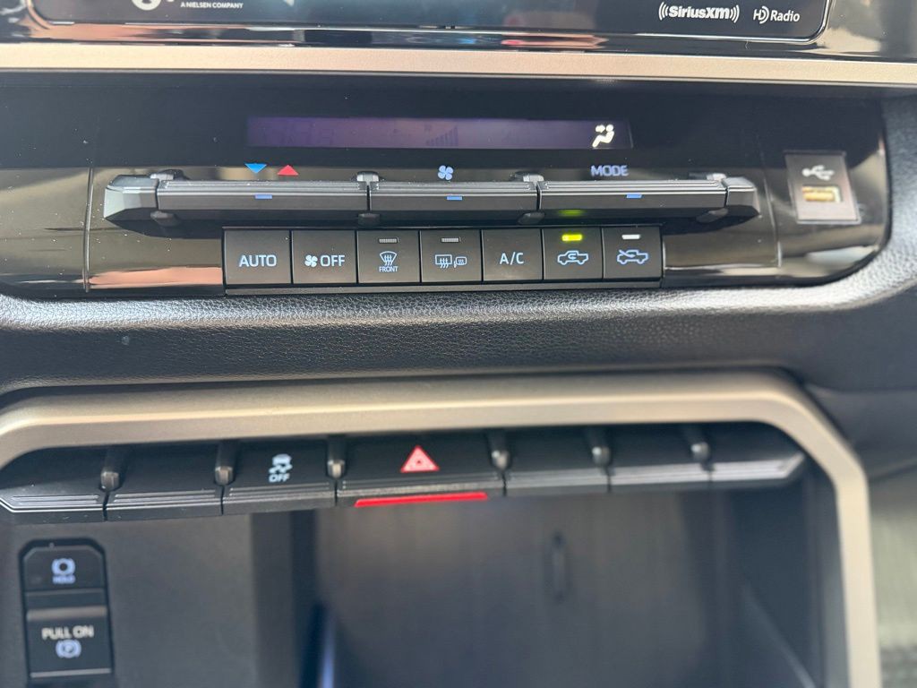 2024 Toyota Tundra Image 39