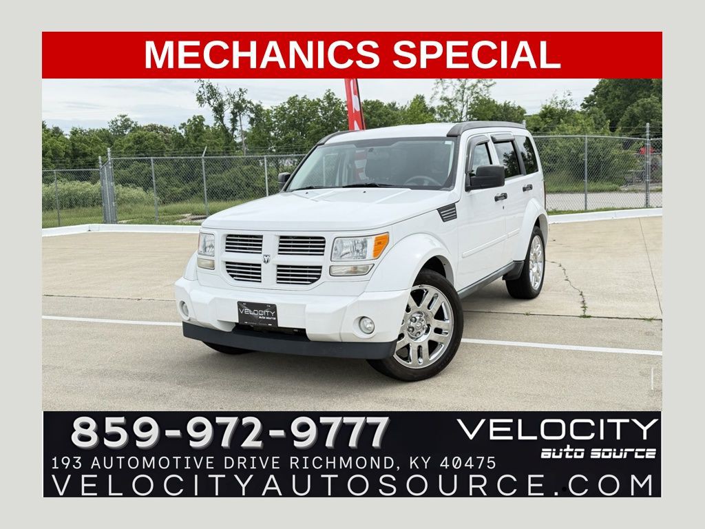 2011 Dodge Nitro Image 1