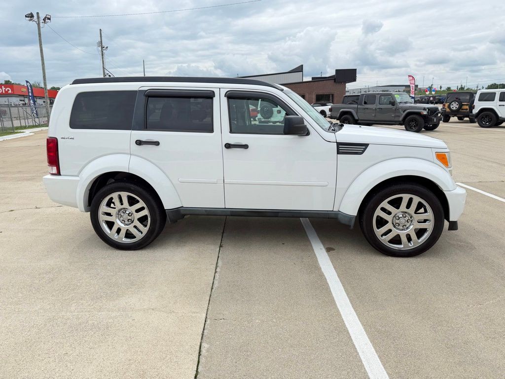 2011 Dodge Nitro Image 9