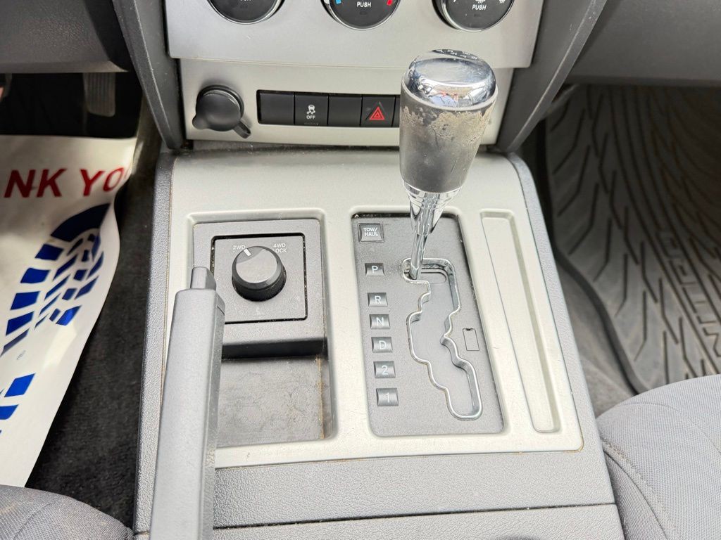 2011 Dodge Nitro Image 19