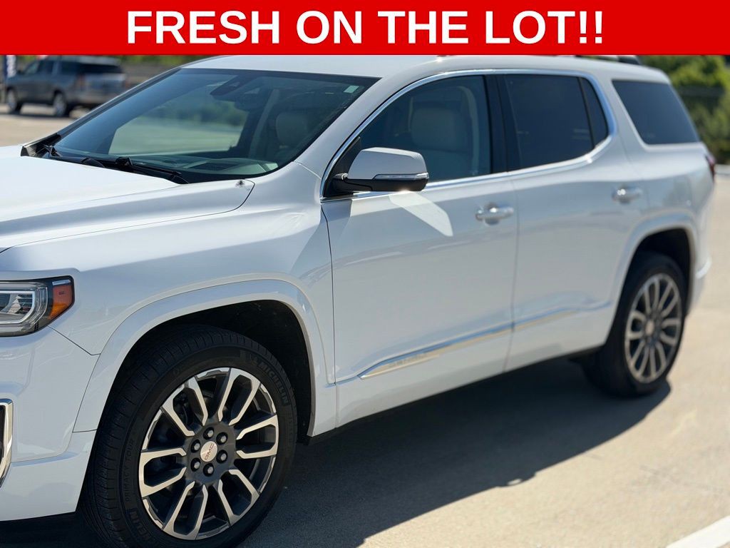 2023 GMC Acadia Image 2