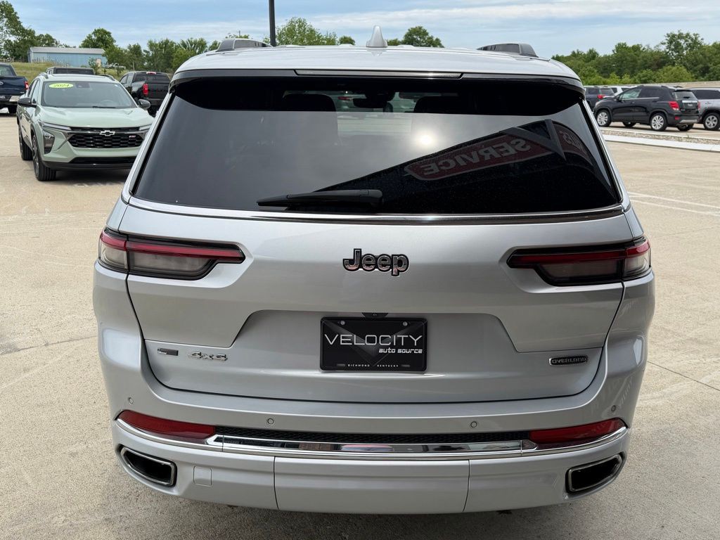 2022 Jeep Grand Cherokee Image 7