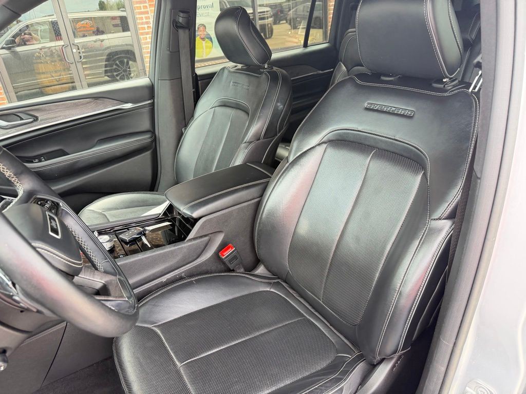 2022 Jeep Grand Cherokee Image 18