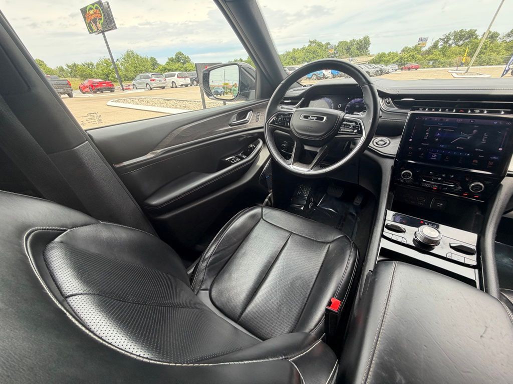 2022 Jeep Grand Cherokee Image 30