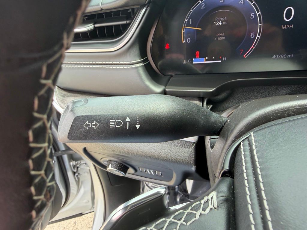 2022 Jeep Grand Cherokee Image 40