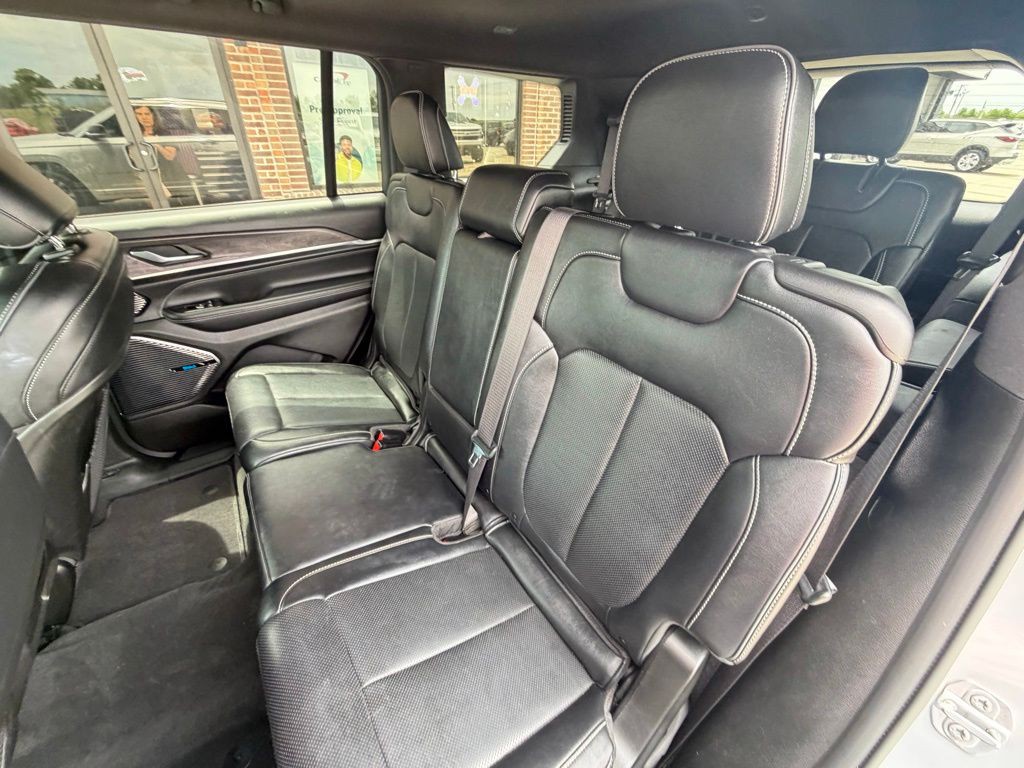 2022 Jeep Grand Cherokee Image 50