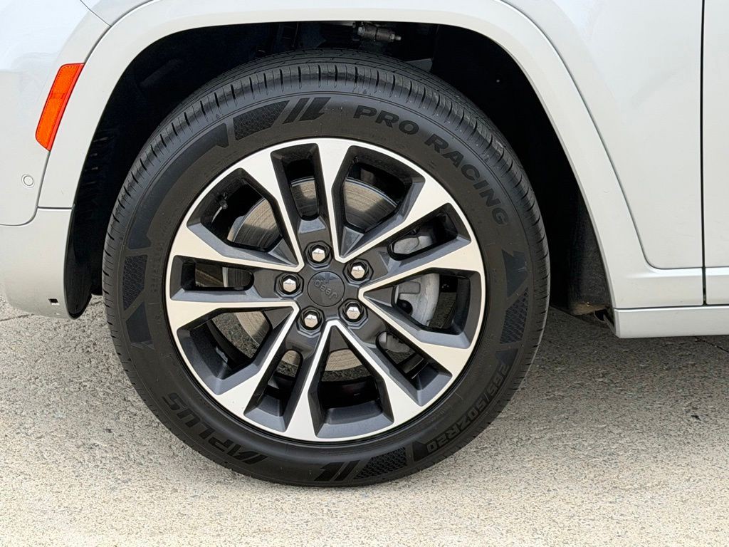 2022 Jeep Grand Cherokee Image 87