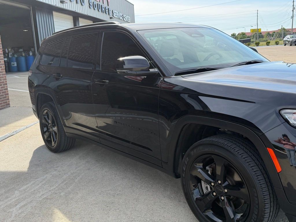 2023 Jeep Grand Cherokee Image 3