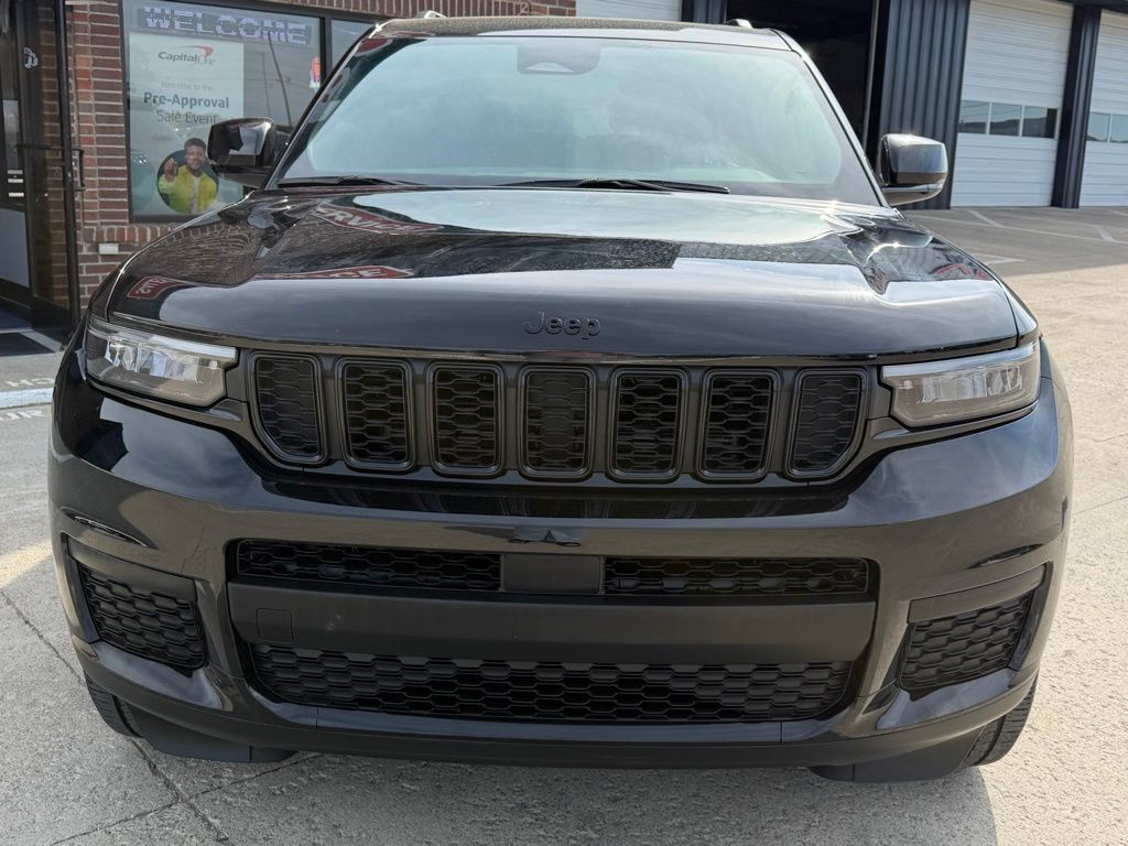 2023 Jeep Grand Cherokee Image 4