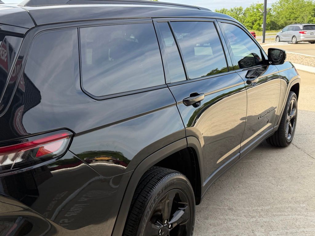 2023 Jeep Grand Cherokee Image 6