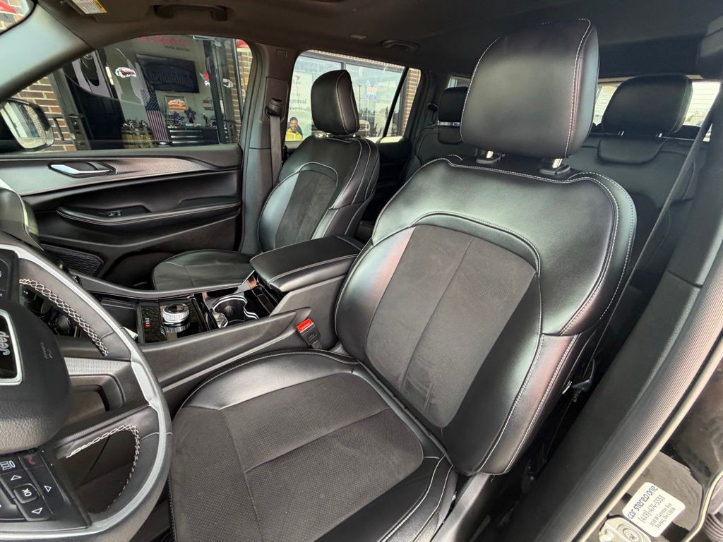 2023 Jeep Grand Cherokee Image 14